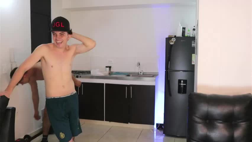 sexyskinnynaksu Adult Chat June 4, 2026