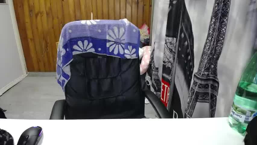 xxxnewlywedsxxx Adult Chat June 4, 2026