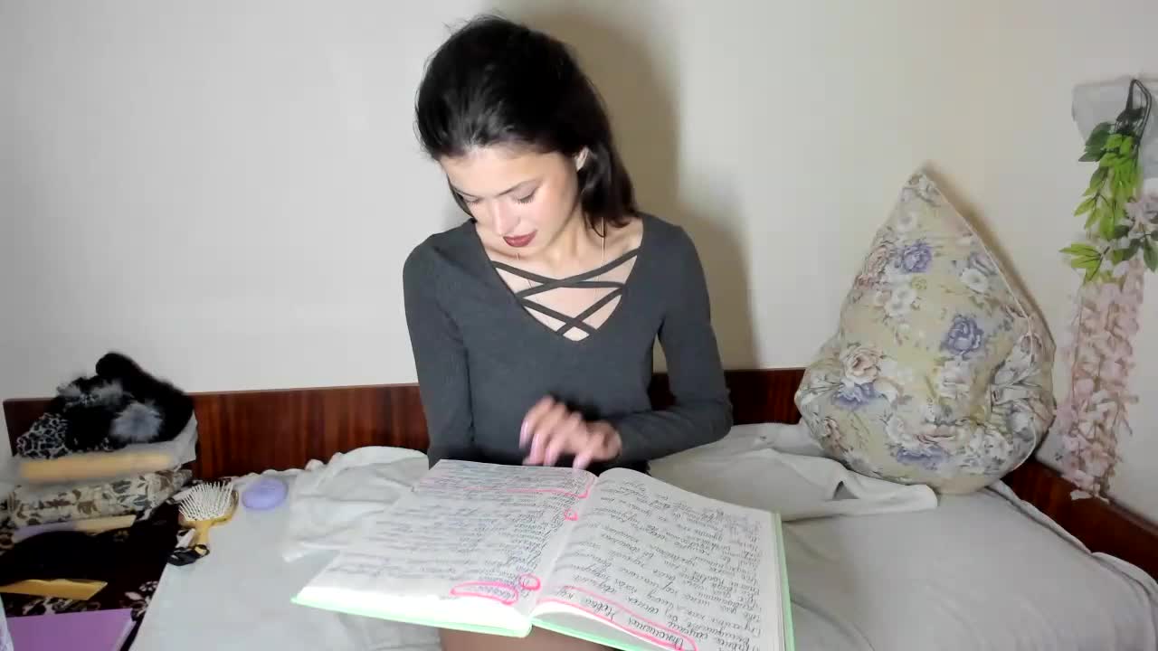 Honeykrisspussy Adult Chat June 4, 2026