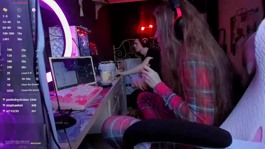 queenafina Adult Chat June 4, 2026