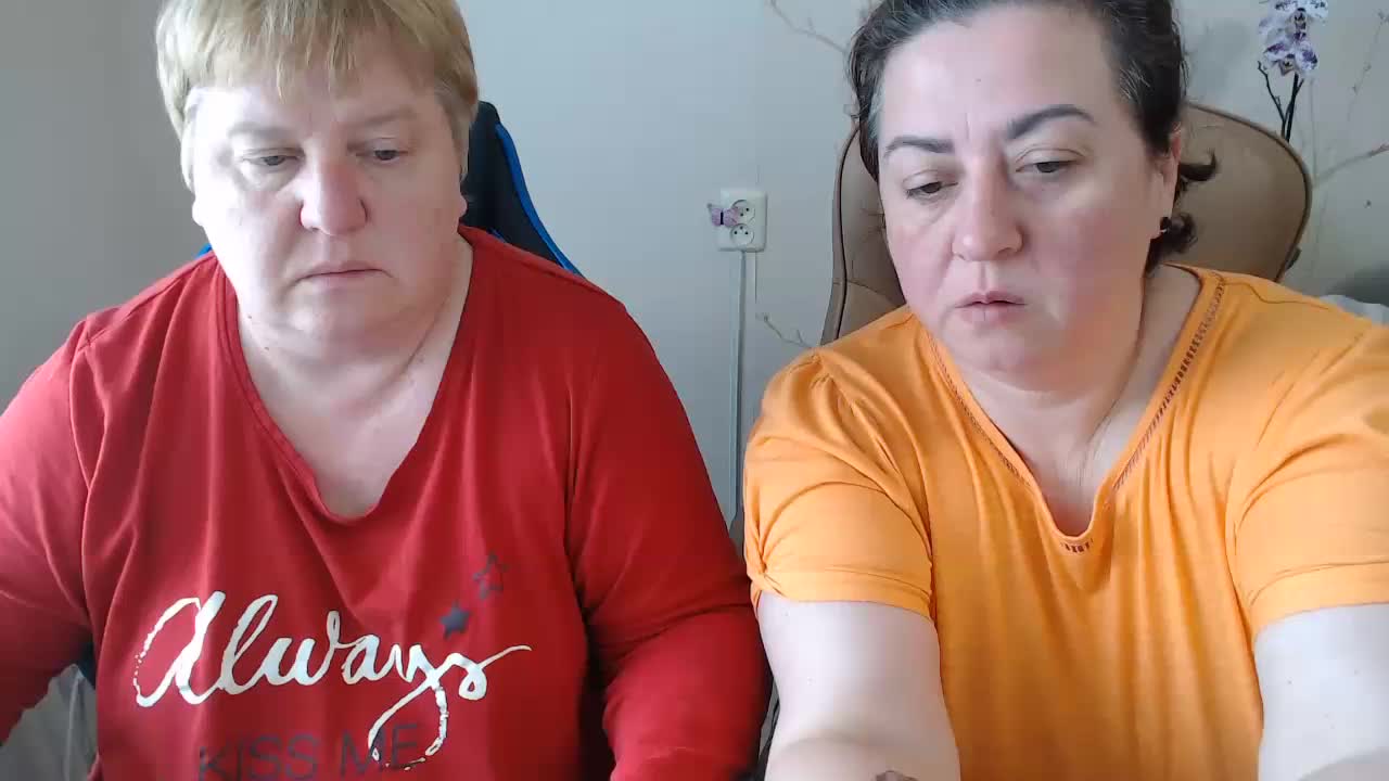 XMollyJaneEX Adult Chat June 5, 2026