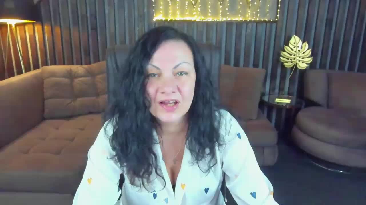 IrissMoon Adult Chat June 4, 2026