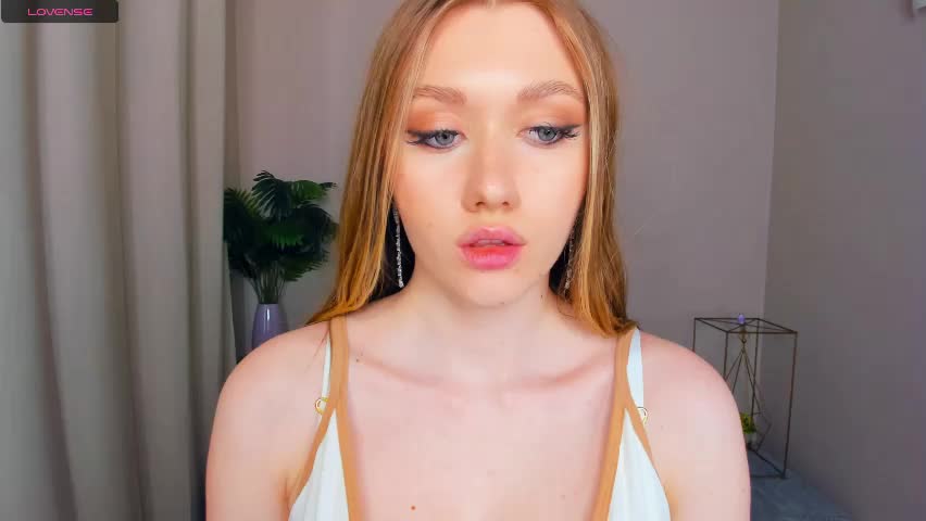 laviniahoutz Adult Chat June 5, 2026