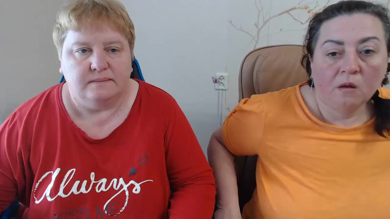 XMollyJaneEX Adult Chat June 4, 2026