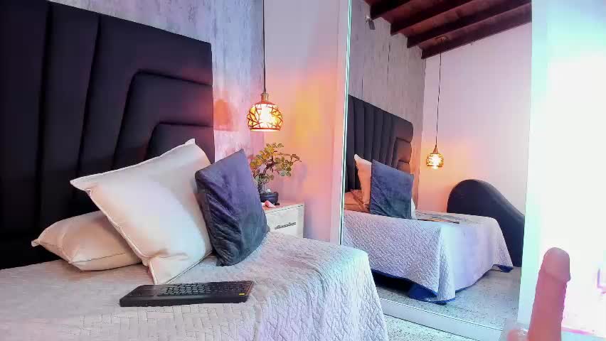 longina_ Adult Chat June 5, 2026