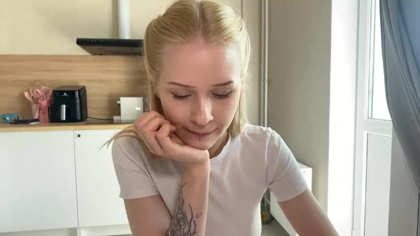 sweetielis Adult Chat June 4, 2026