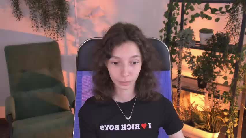 emmanuellbrown Adult Chat June 4, 2026