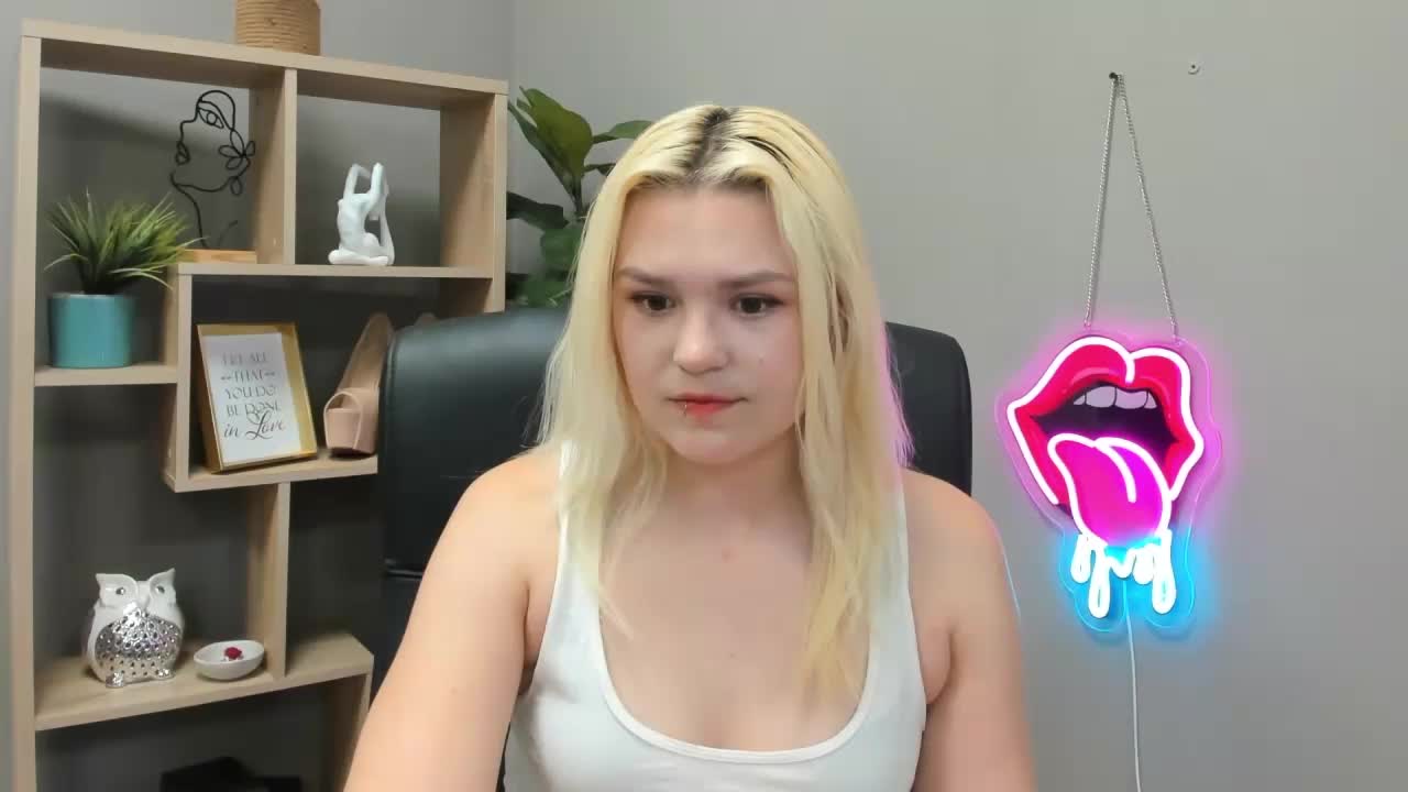 SweetLilyxo Adult Chat June 5, 2026