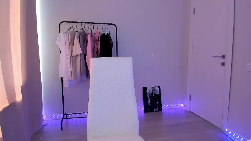 lovely_poppy Adult Chat June 5, 2026