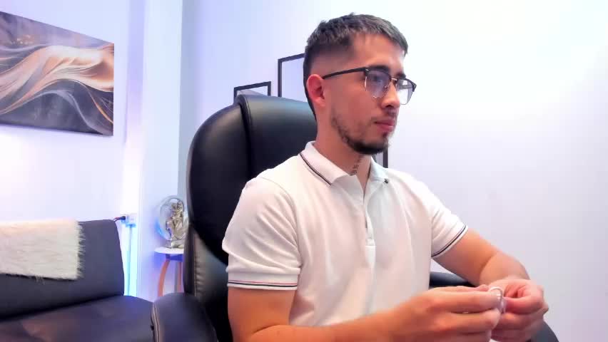 tommas_johnson Adult Chat June 5, 2026