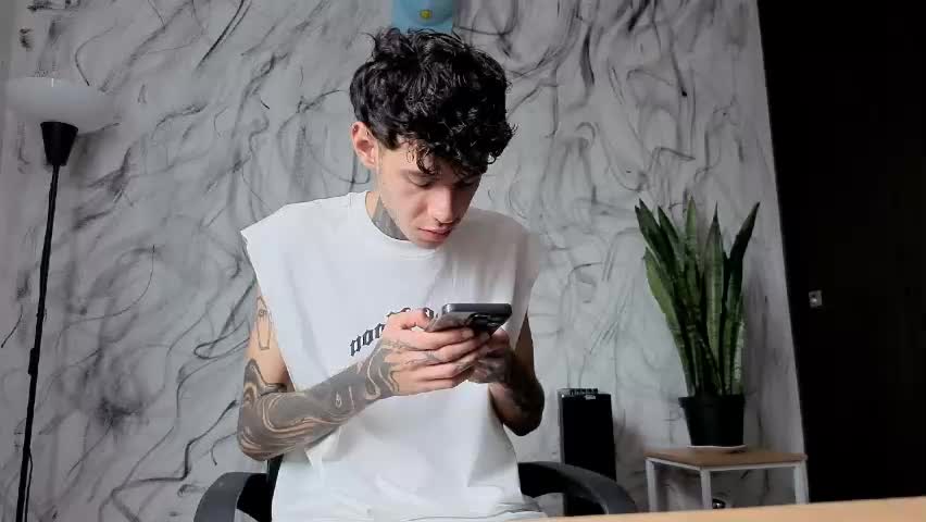 arteemiis Adult Chat June 5, 2026