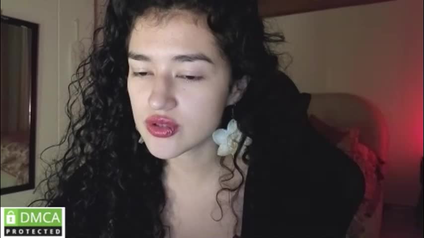 yourdreamgirl2025 Adult Chat June 6, 2026