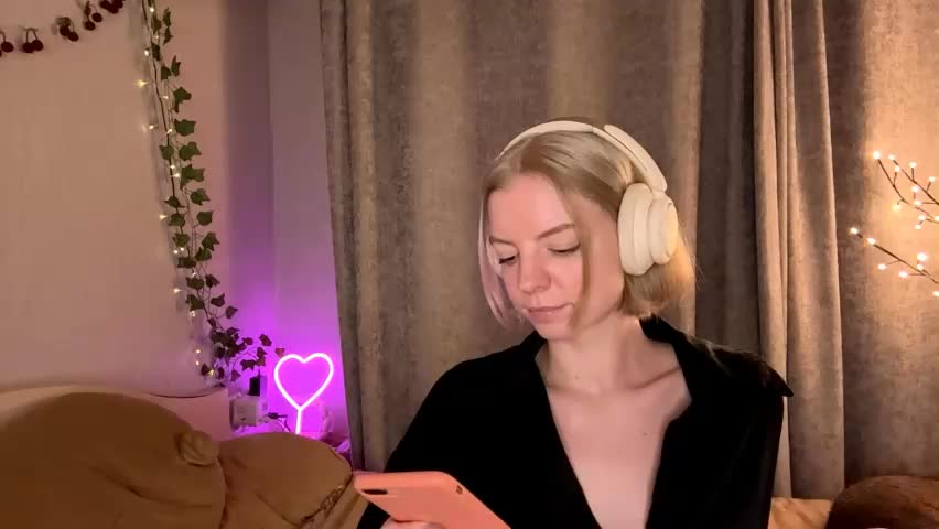 cristinekondo Adult Chat June 5, 2026