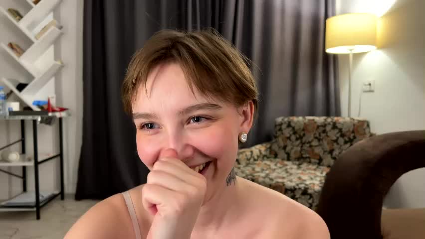 lolaatatee Adult Chat June 5, 2026