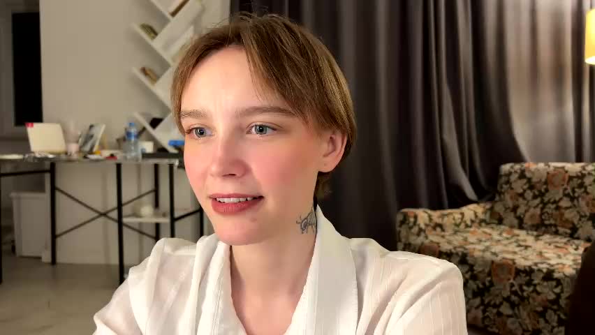 lolaatatee Adult Chat June 6, 2026