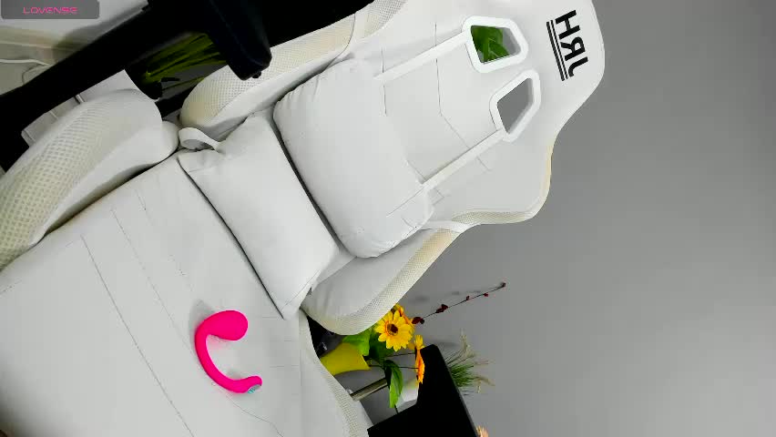 eveeevian Adult Chat June 6, 2026