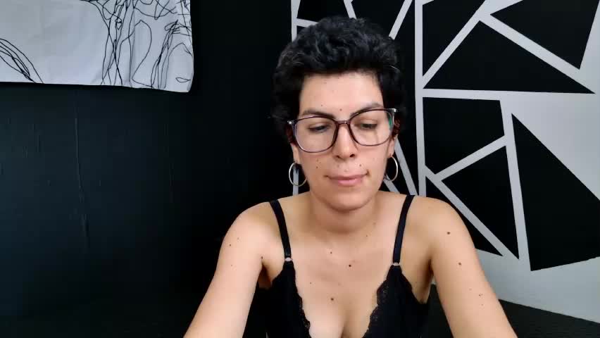 silky_minx Adult Chat June 6, 2026