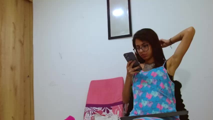 emily_loperaa Adult Chat June 6, 2026