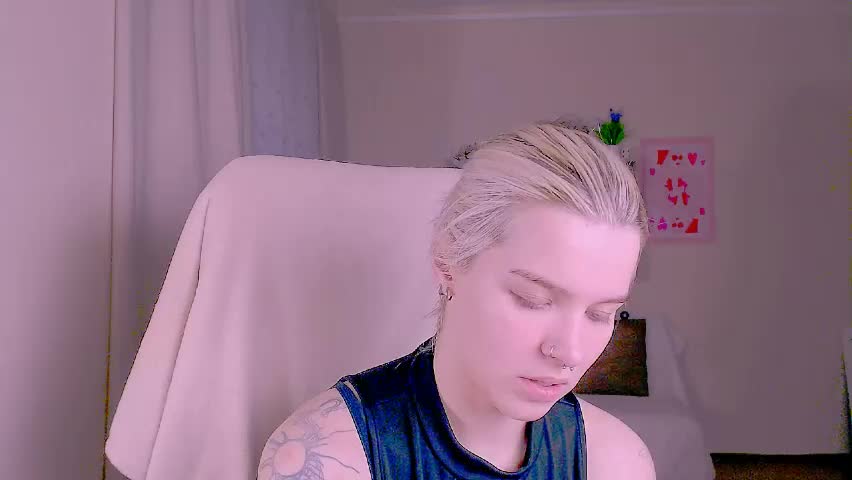 hot_blonda_ Adult Chat June 6, 2026