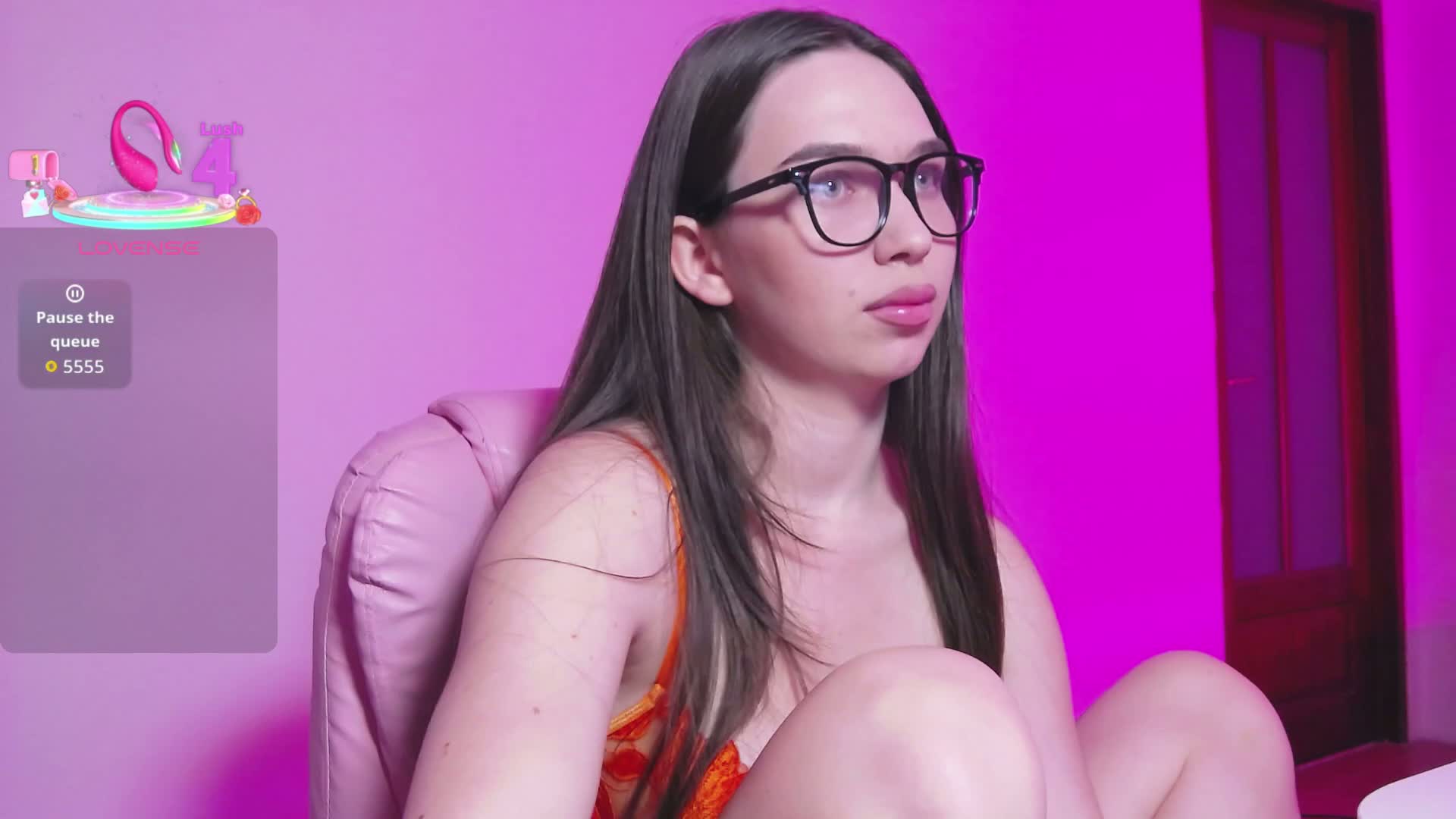 ArianaHotAriana Adult Chat June 6, 2026