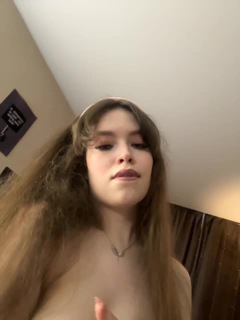 YourLadyyy Adult Chat June 7, 2026