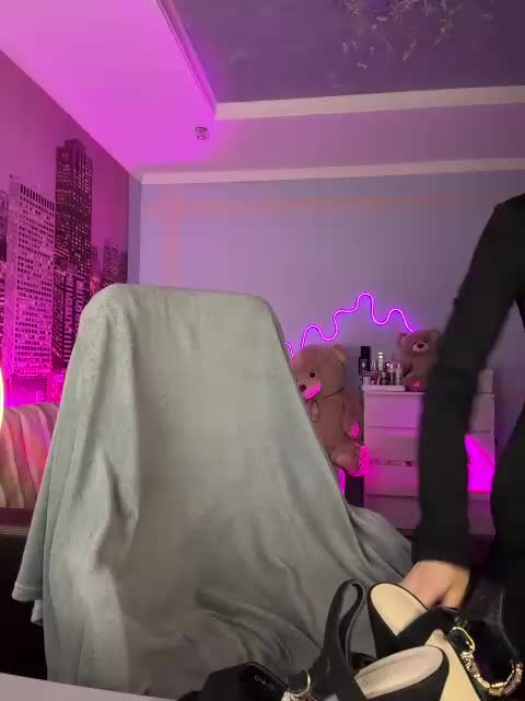 -YourPeachDream- Adult Chat June 7, 2026