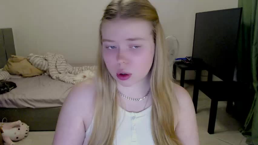 kitten_jenny01 Adult Chat June 7, 2026