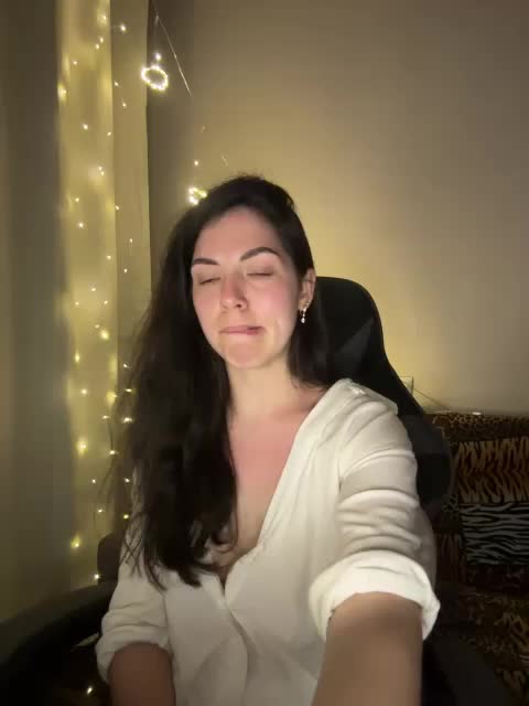 Vika19981 Adult Chat June 7, 2026