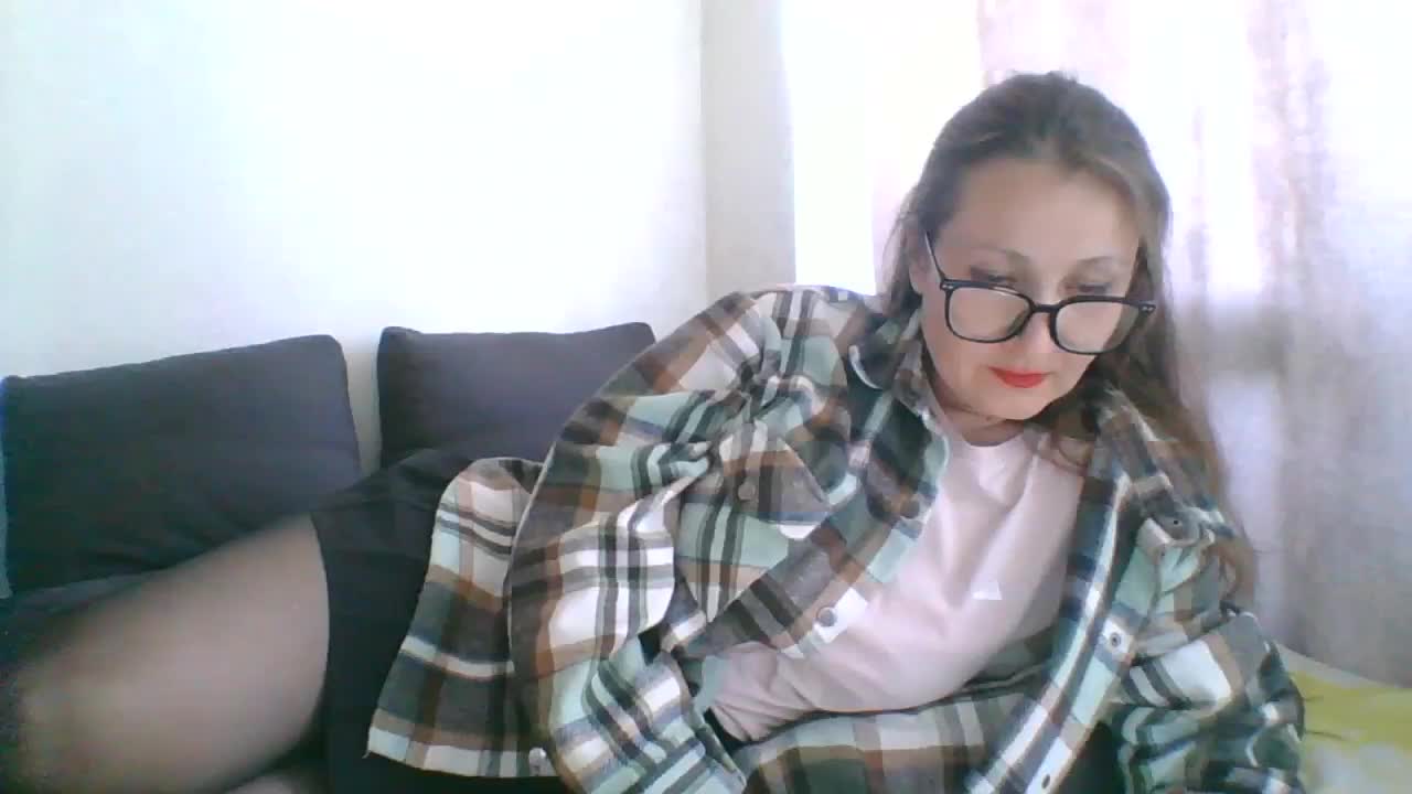 Yuliya333 Adult Chat June 7, 2026