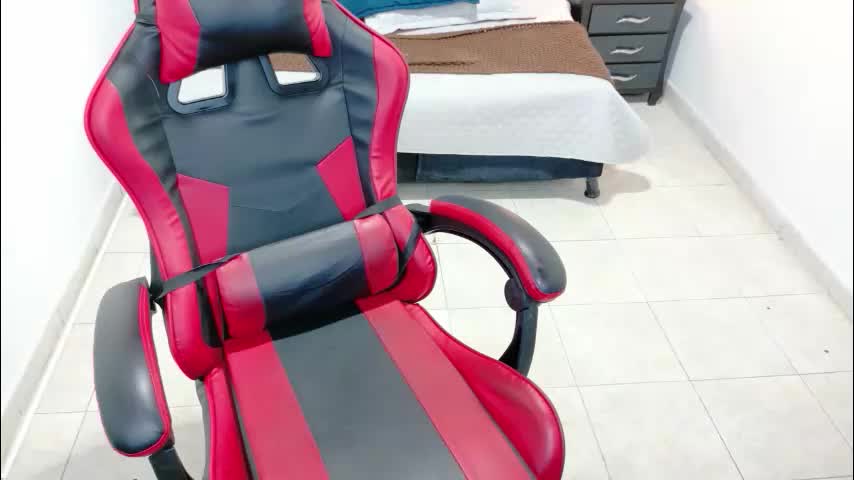 julieeta_castillo Adult Chat June 7, 2026