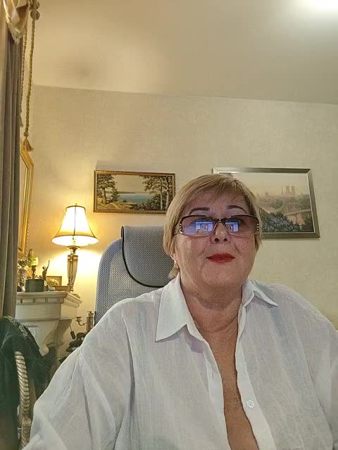 KarinkaSweet Adult Chat June 8, 2026