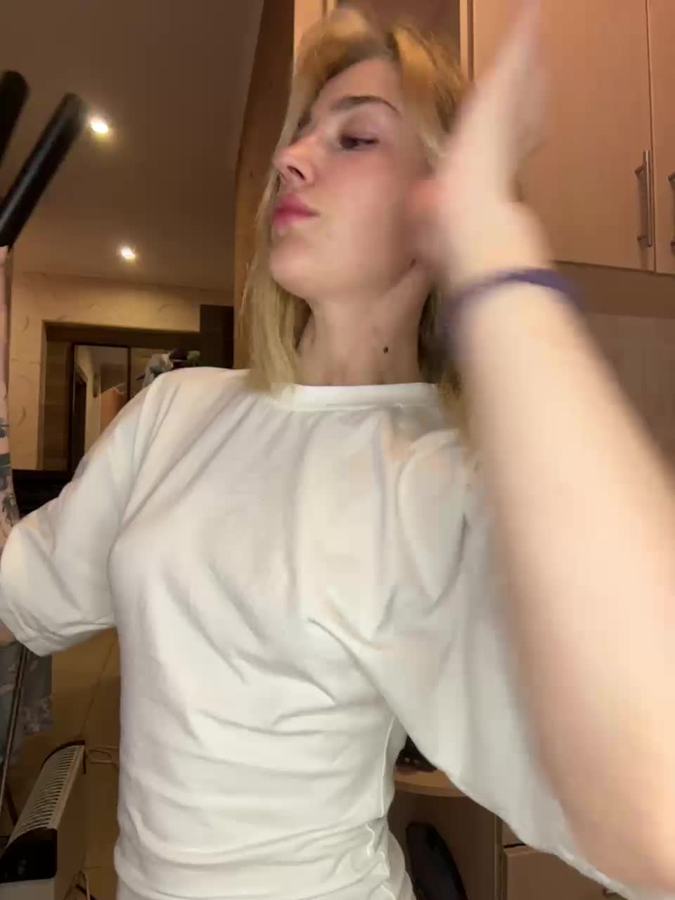 AlinnaAnnila Adult Chat June 8, 2026