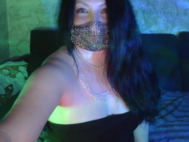 FlorenaXXX Adult Chat June 8, 2026
