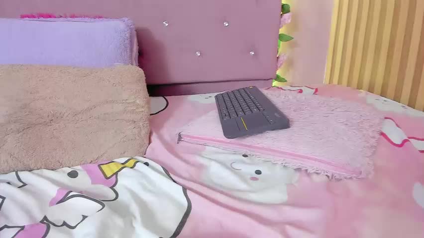 lovely__kiss__ Adult Chat June 8, 2026