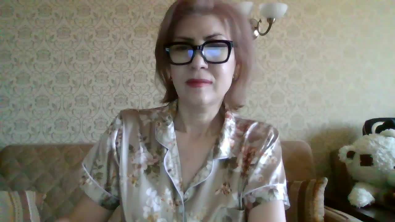 ElegantLady00 Adult Chat June 8, 2026