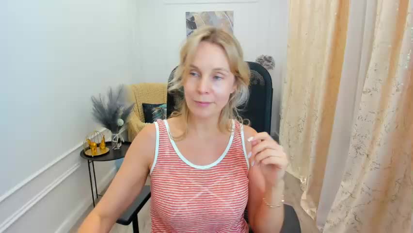 vivianlirei Adult Chat June 8, 2026