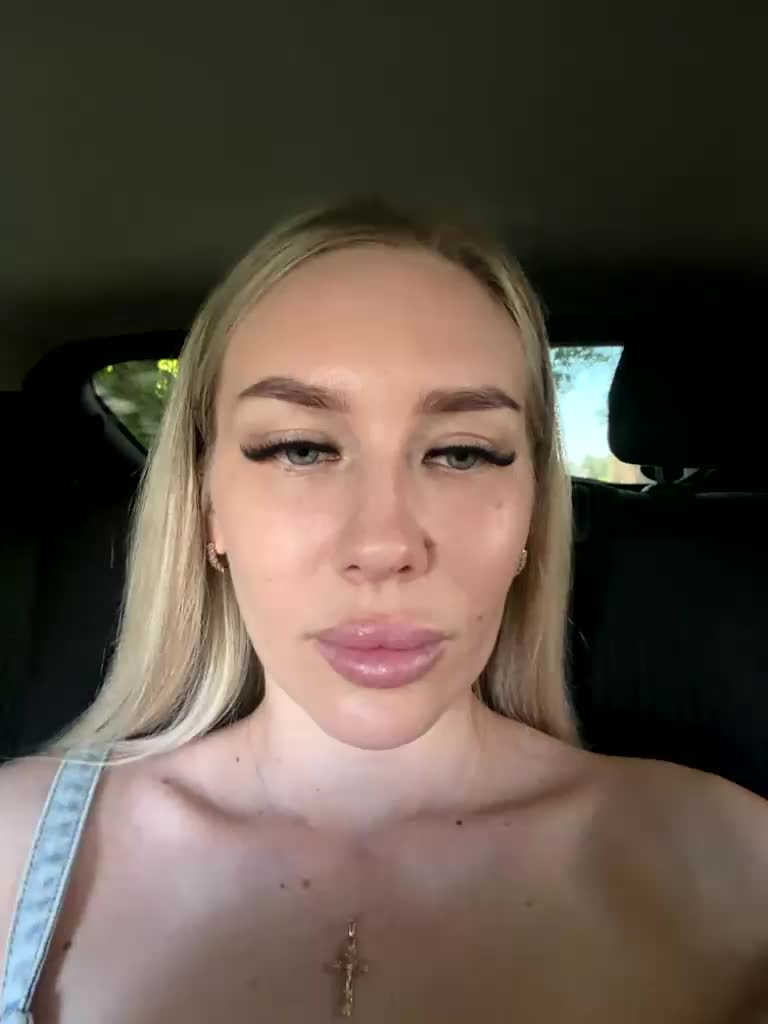 -Lovensesgirl- Adult Chat June 8, 2026