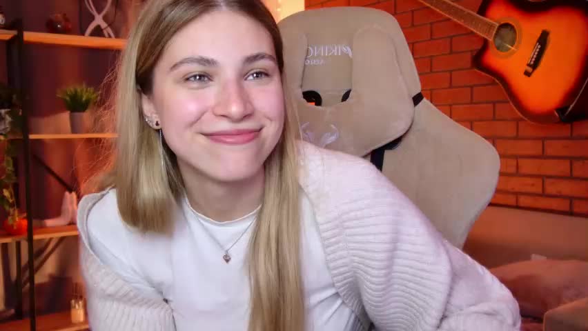 elliecutes Adult Chat June 8, 2026