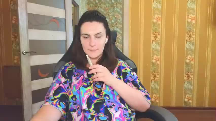 heyy_baddie Adult Chat June 8, 2026