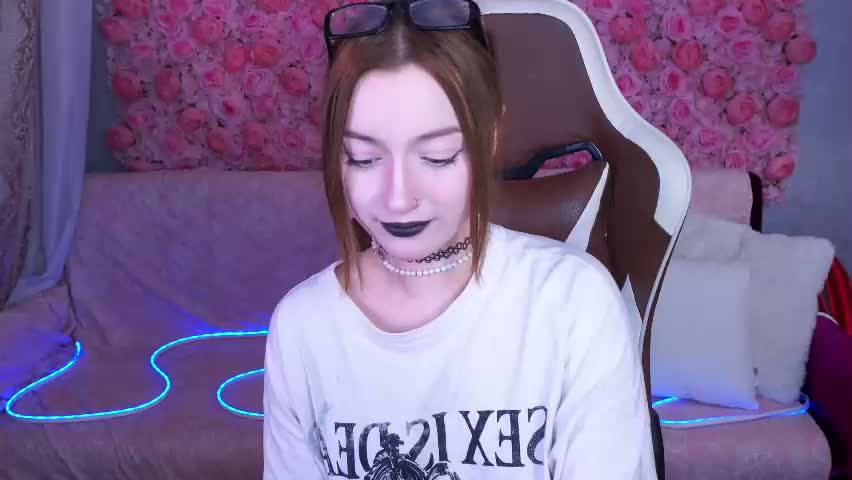 foxymayy Adult Chat June 8, 2026