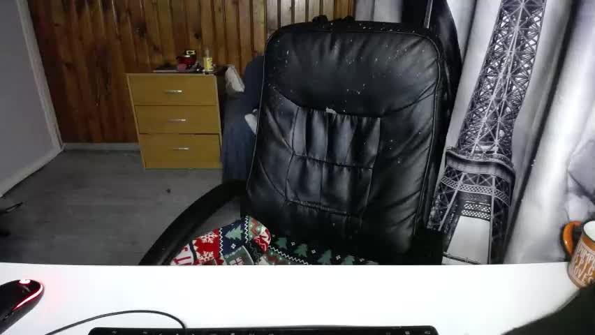 xxxnewlywedsxxx Adult Chat June 8, 2026