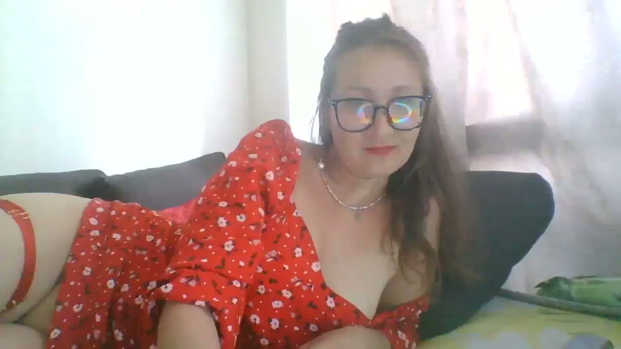 Yuliya333 Adult Chat June 8, 2026