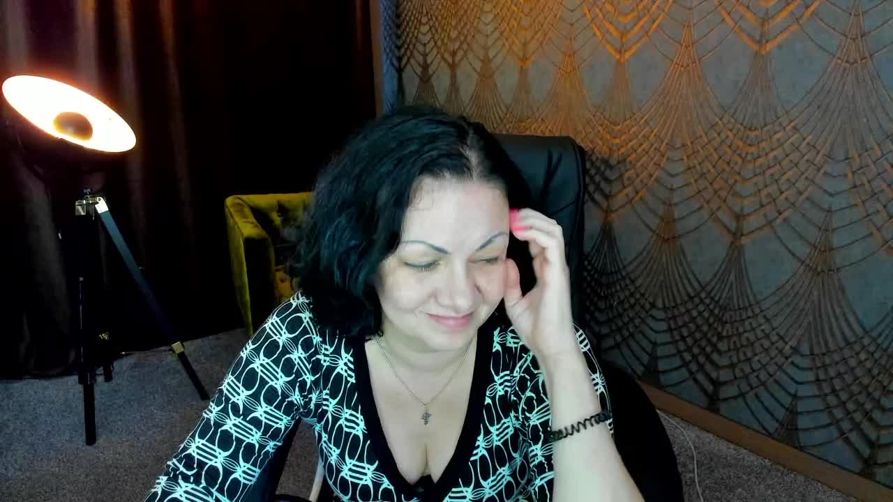 IrissMoon Adult Chat June 9, 2026