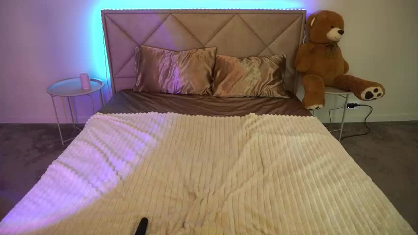 isabelledior Adult Chat June 9, 2026
