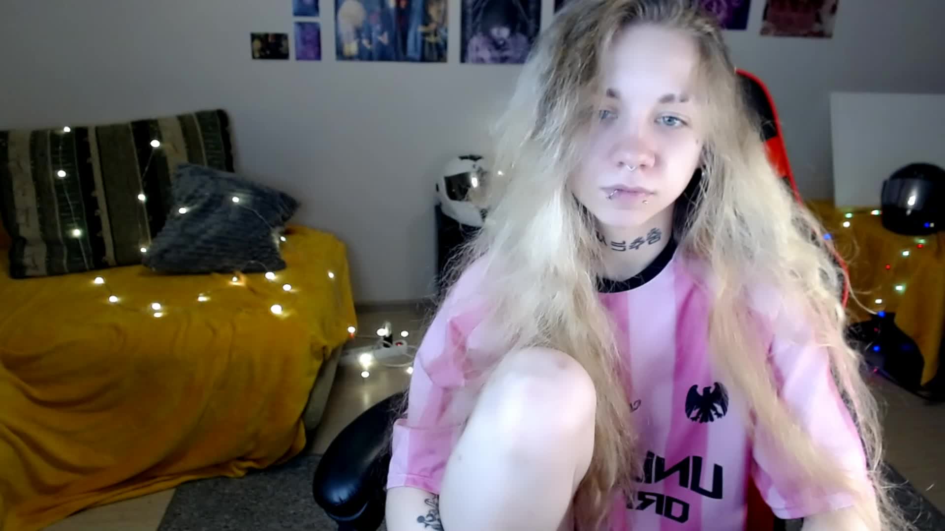 Nica-Kawaii Adult Chat June 9, 2026
