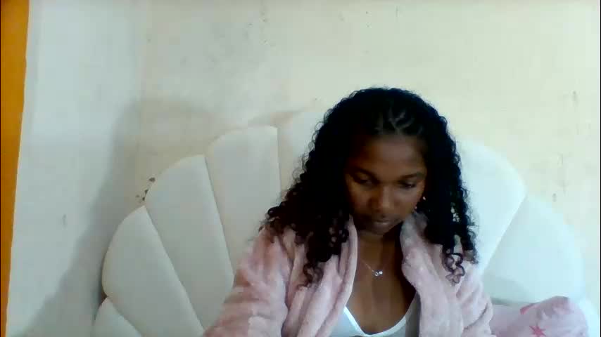 mila_lunah Adult Chat June 8, 2026