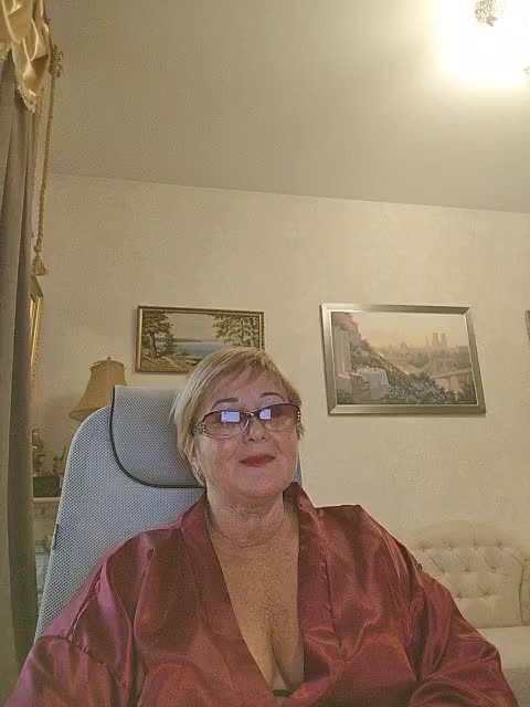KarinkaSweet Adult Chat June 9, 2026