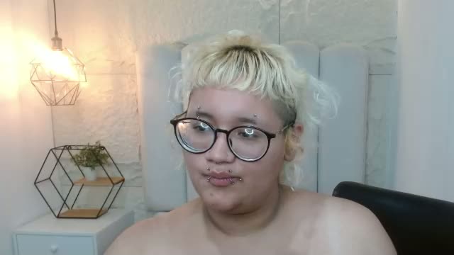 echypyon_tk Adult Chat June 10, 2026