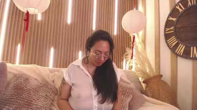 velvet_curly Adult Chat June 10, 2026