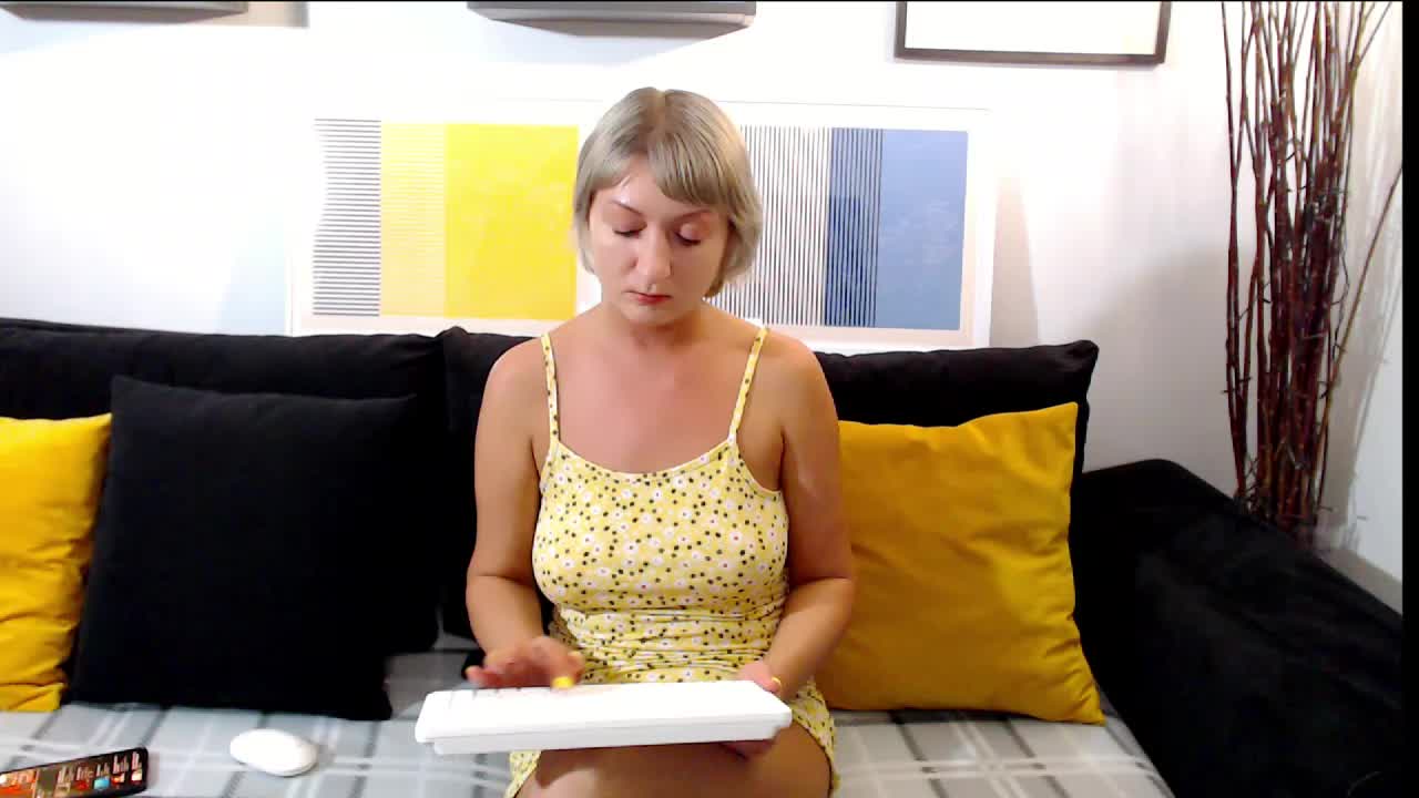 laraloveblis1 Adult Chat June 10, 2026